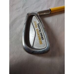 Momentus Golf Swing Trainer/mens 40oz/Right Hand